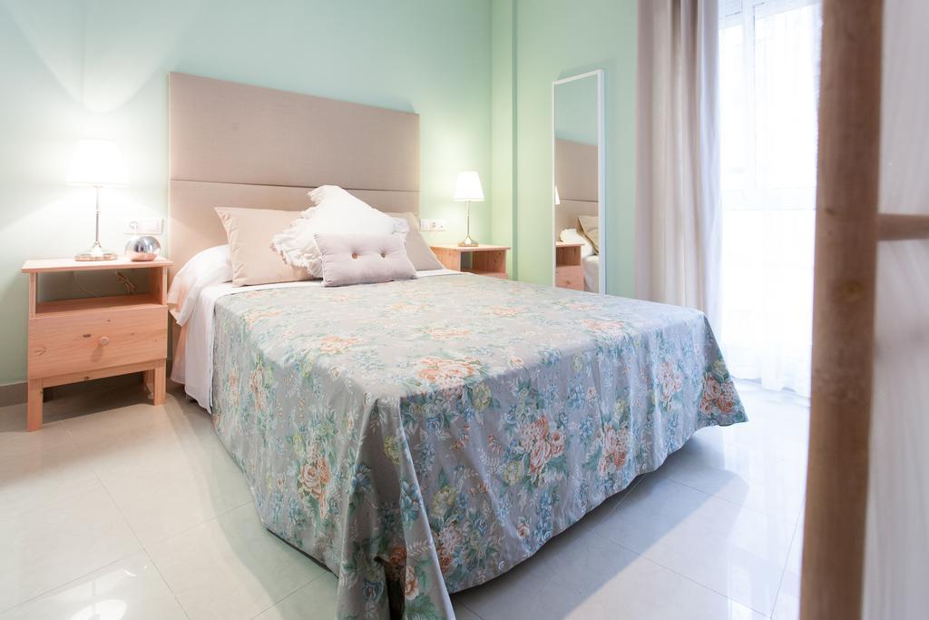 Apartamentos San Lorenzo Севілья Екстер'єр фото