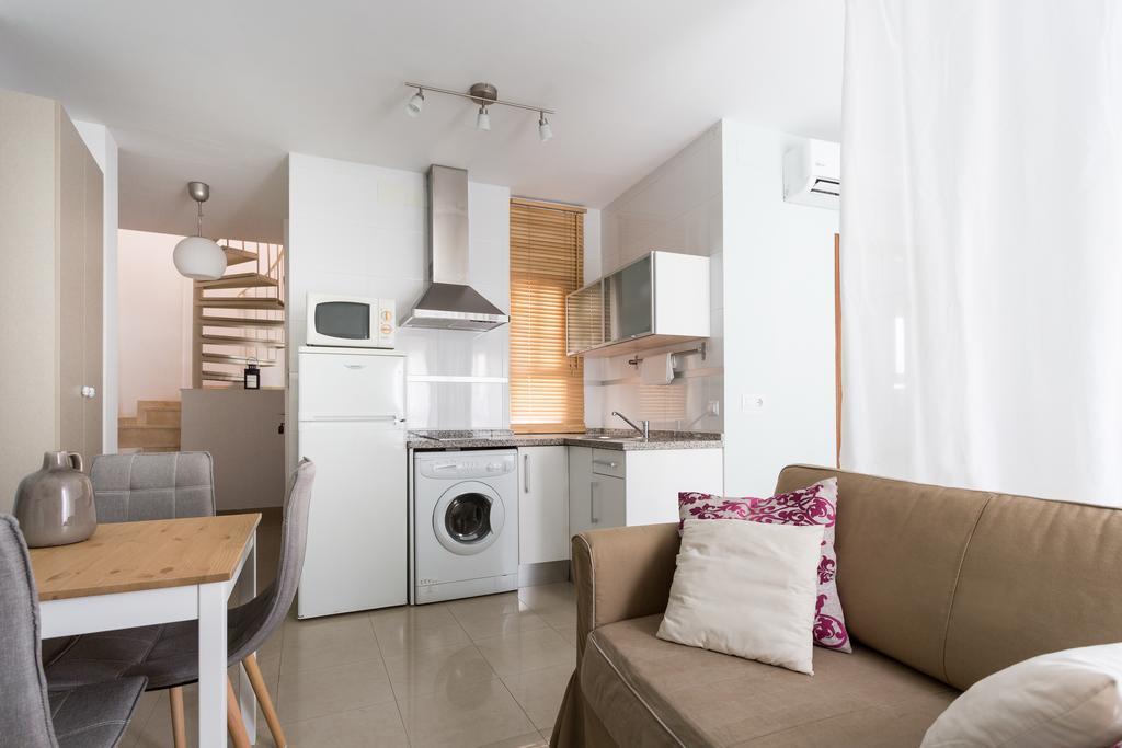 Apartamentos San Lorenzo Севілья Екстер'єр фото
