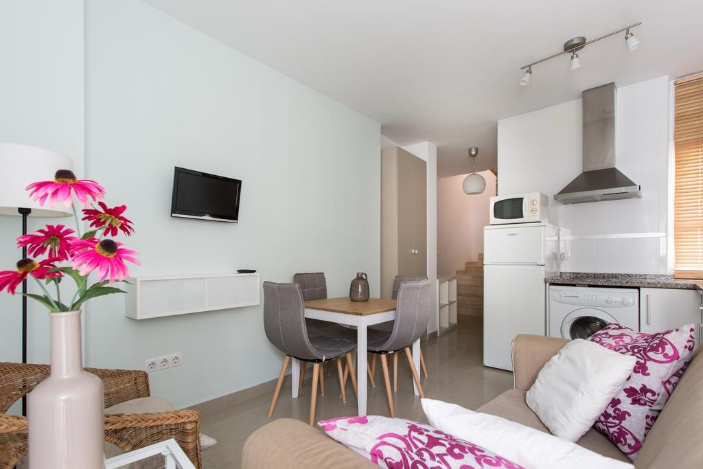 Apartamentos San Lorenzo Севілья Екстер'єр фото